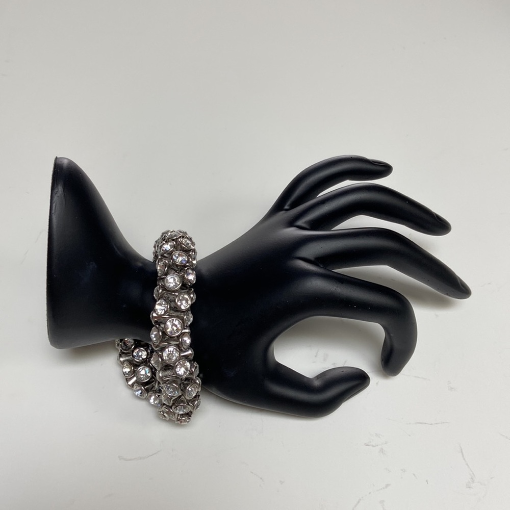 Beautiful Rhinestone Stretchy Bracelet.